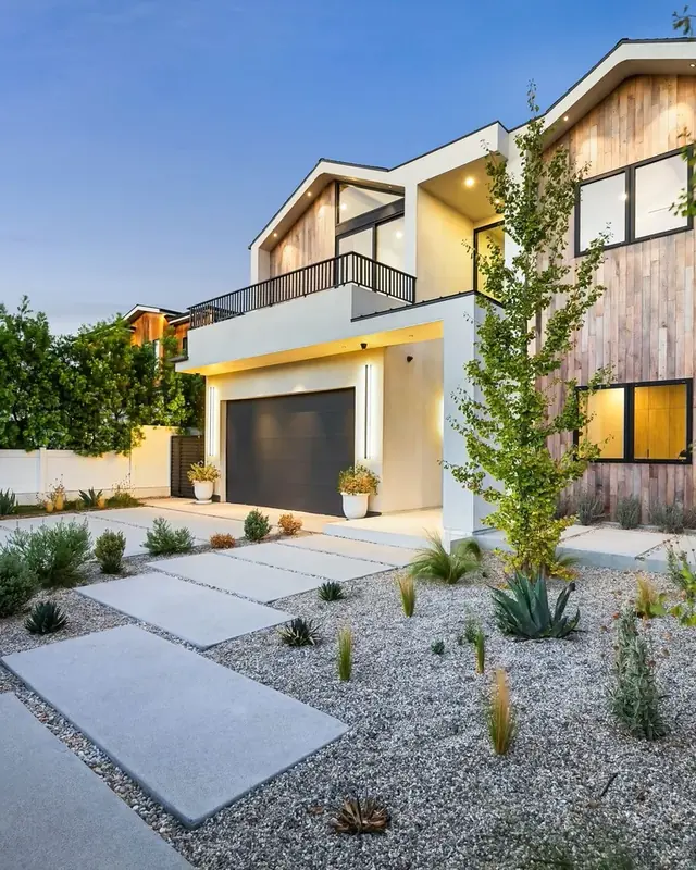 Contemporary home exterior with clean lines and considered landscaping — presentation reference.
